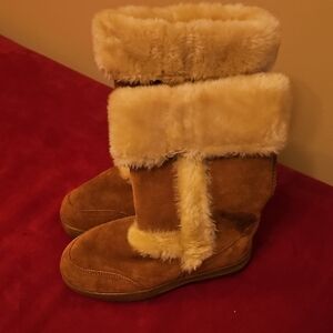 Cozy Tan and Cream Fur Boots